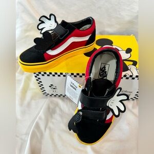 Vans Disney x Mickey Mouse Hands